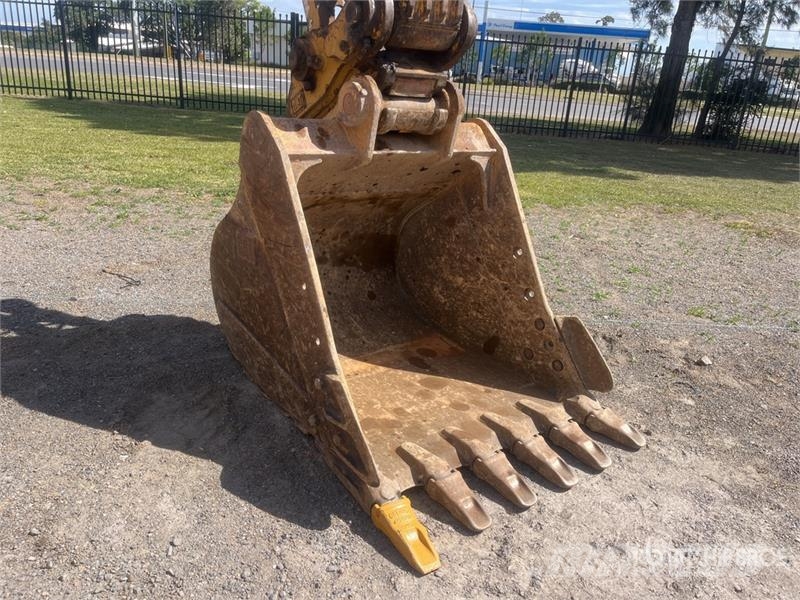 CAT 323F Tracked Excavator Crawler excavators