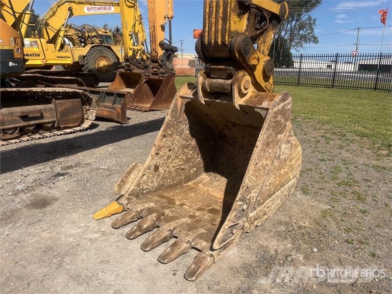 CAT 323F Tracked Excavator Crawler excavators