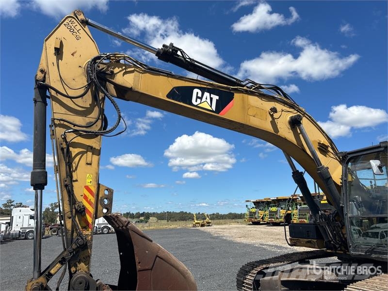 CAT 324DL Tracked Excavator Bagri goseničarji