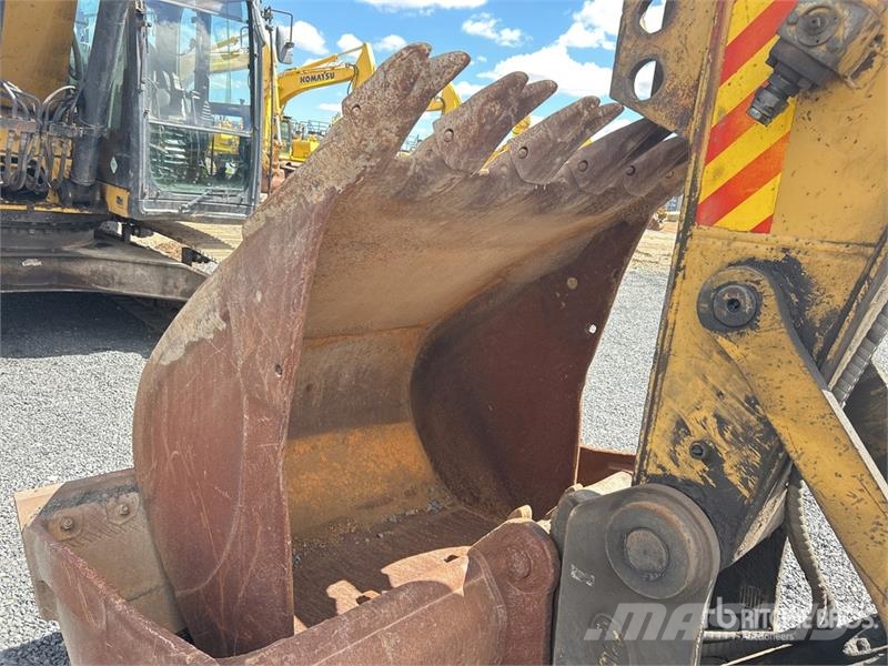 CAT 324DL Tracked Excavator Bagri goseničarji