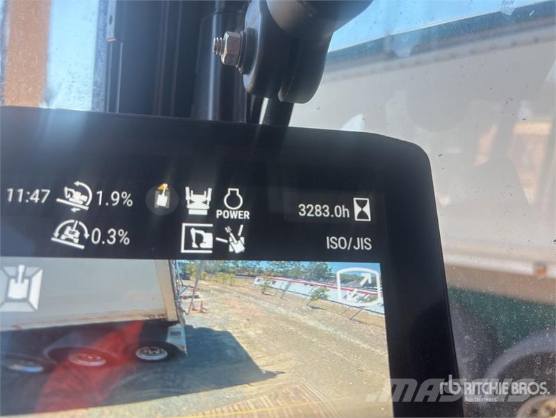 CAT 325 Next Gen Tracked Excavator Lánctalpas kotrók