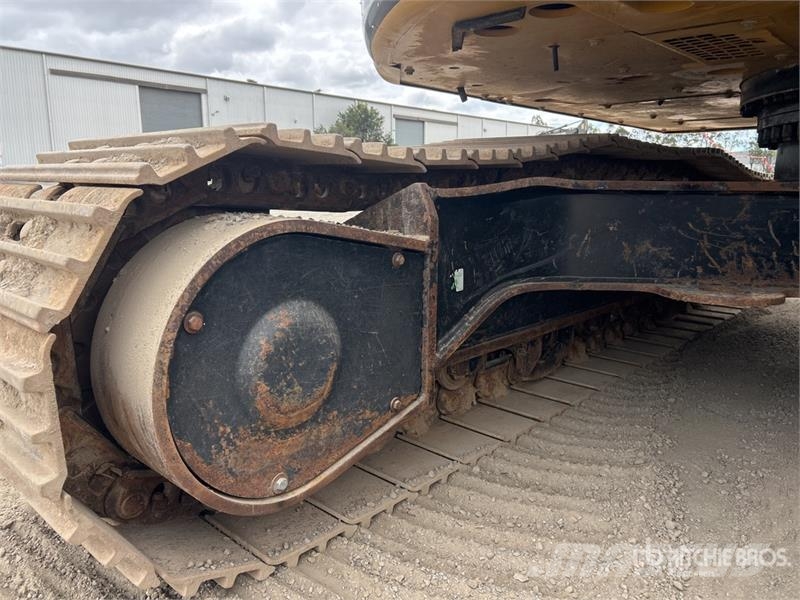 CAT 325 Tracked Excavator Raupenbagger