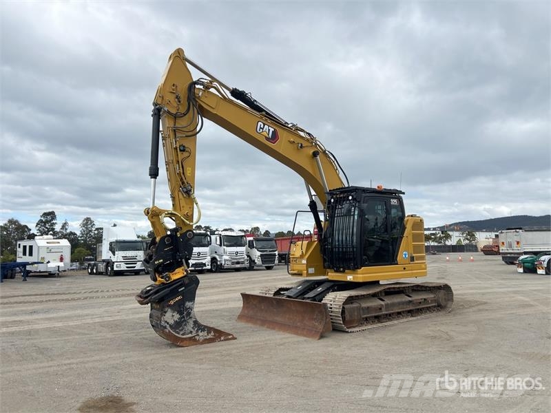 CAT 325 Tracked Excavator Raupenbagger