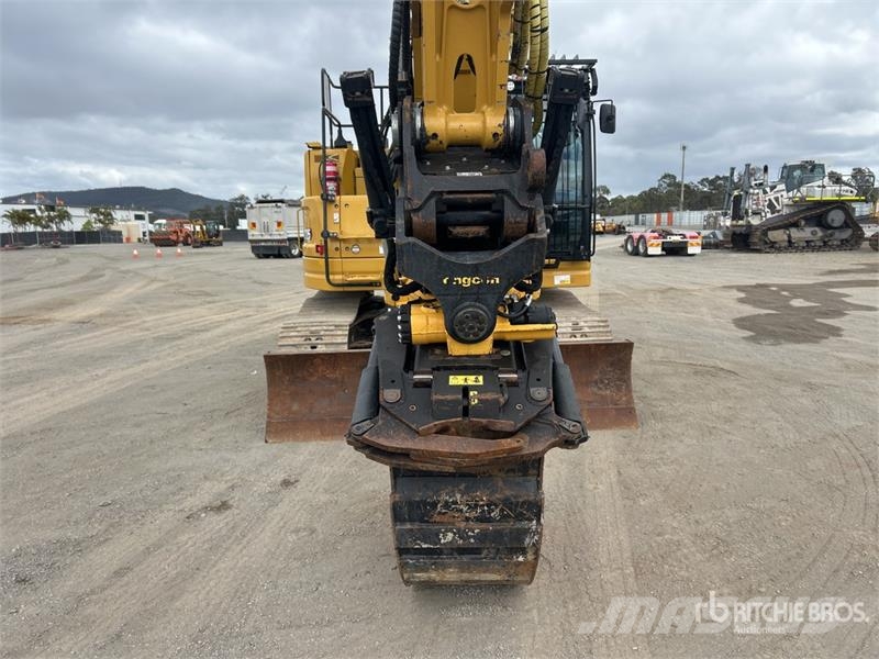 CAT 325 Tracked Excavator Raupenbagger