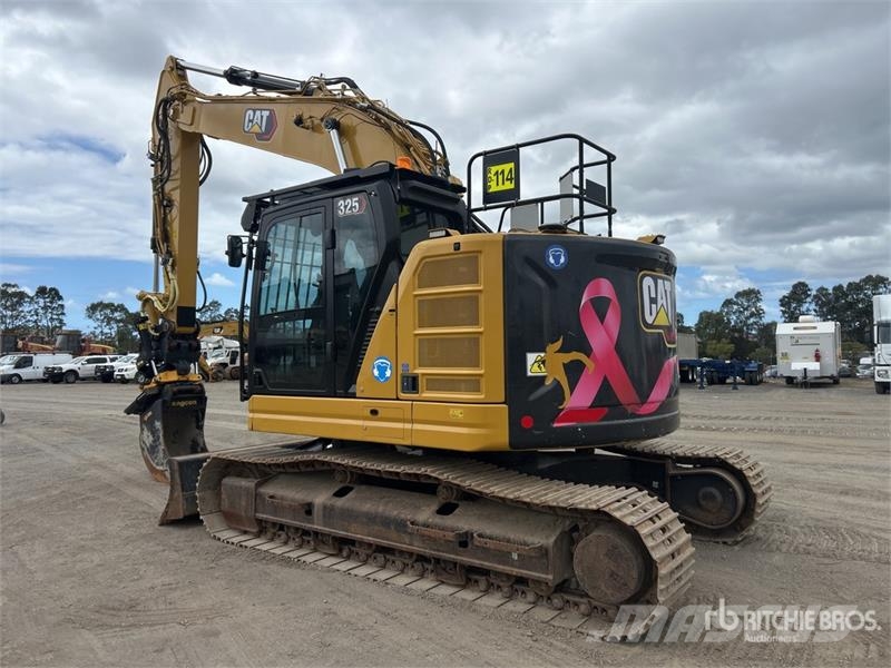 CAT 325 Tracked Excavator Raupenbagger