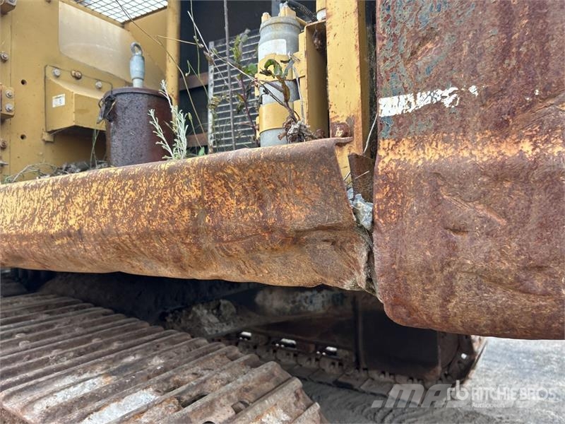 CAT 325B Tracked Excavator Telakaivukoneet