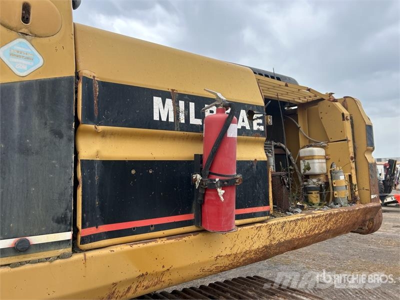 CAT 325B Tracked Excavator Telakaivukoneet