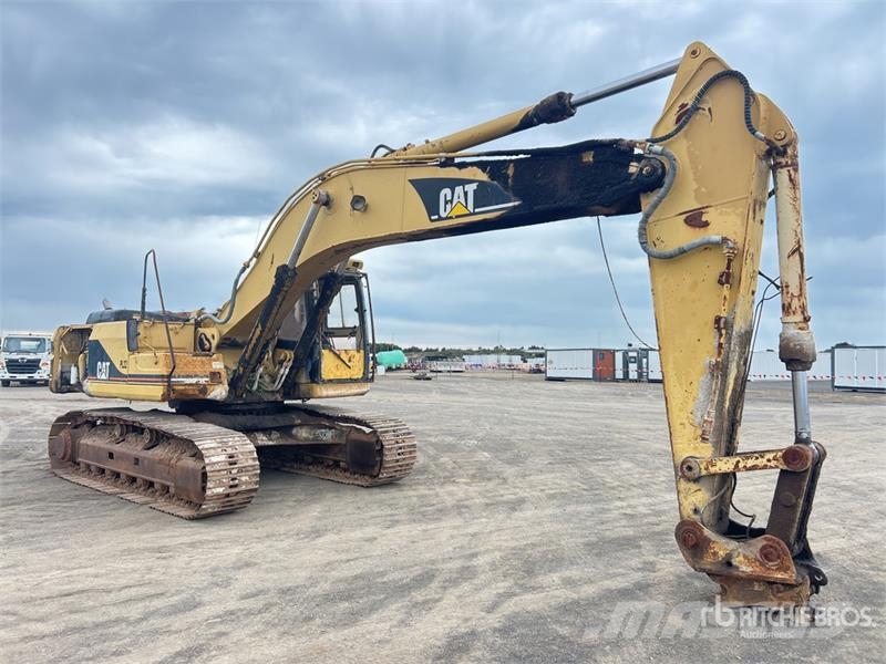 CAT 325B Tracked Excavator Telakaivukoneet