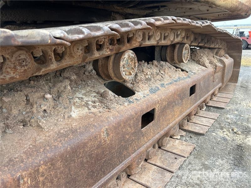 CAT 325B Tracked Excavator Telakaivukoneet