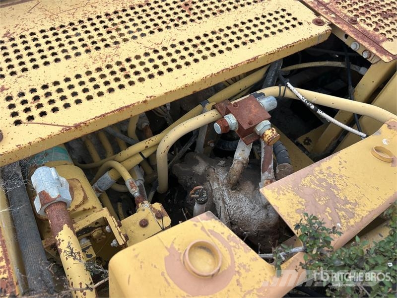 CAT 325B Tracked Excavator Telakaivukoneet