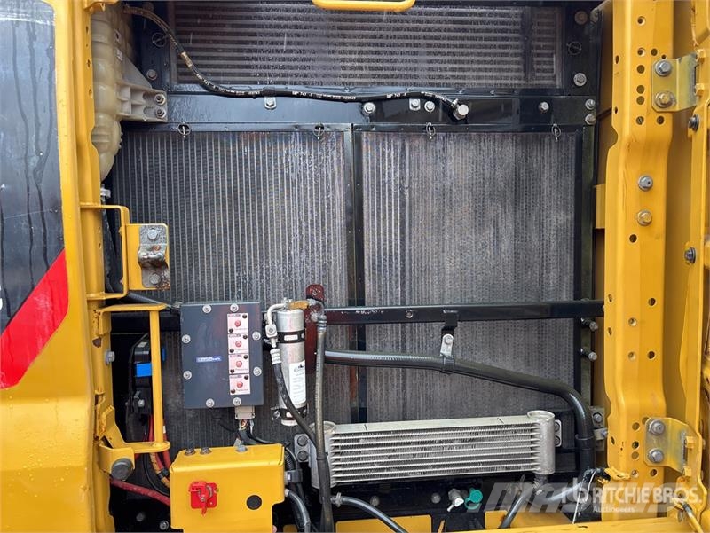 CAT 330 GC Tracked Excavator Koparki gąsienicowe