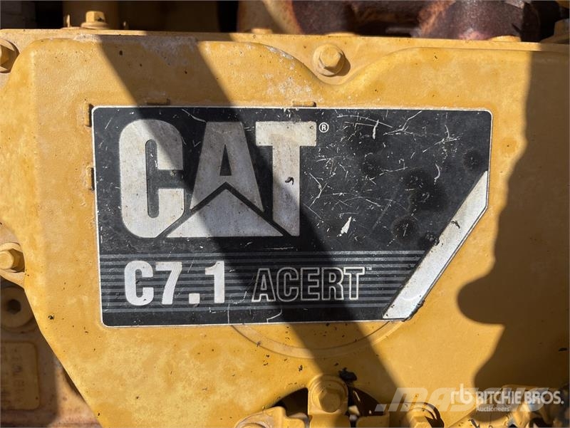 CAT 330 Tracked Excavator Raupenbagger