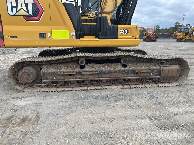 CAT 330 Tracked Excavator Beltegraver
