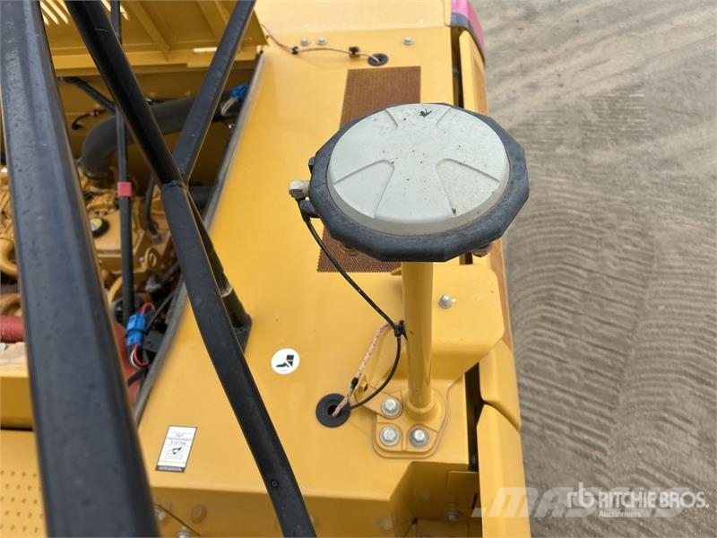 CAT 330 Tracked Excavator Beltegraver