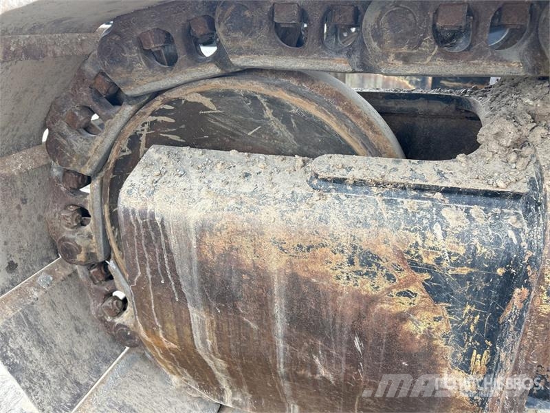 CAT 330 Tracked Excavator Beltegraver