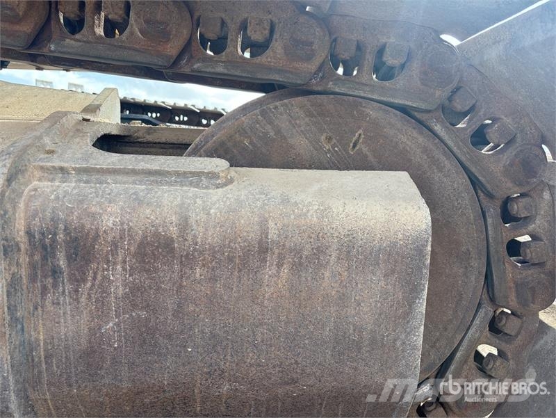 CAT 330 Tracked Excavator Raupenbagger