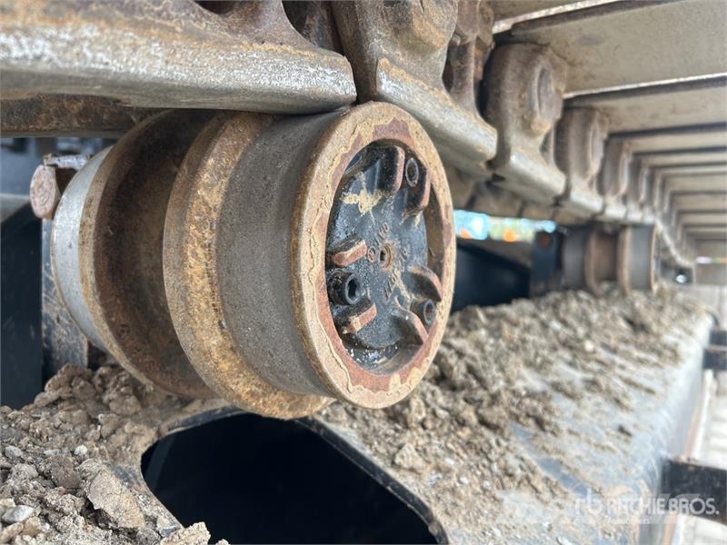 CAT 330 Tracked Excavator Beltegraver