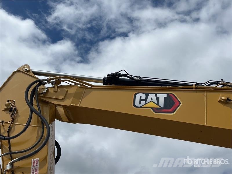 CAT 330 Tracked Excavator Beltegraver