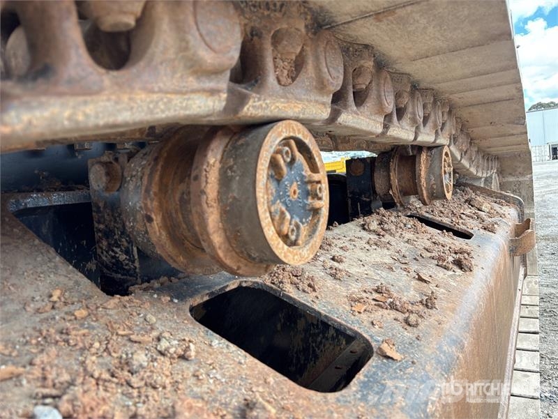 CAT 336 Tracked Excavator Pásová rýpadla