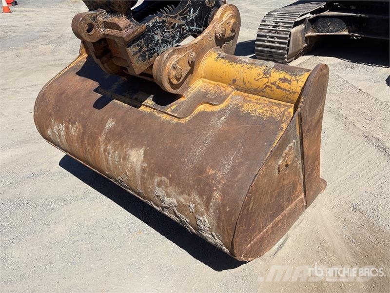 CAT 336 Tracked Excavator Pásová rýpadla
