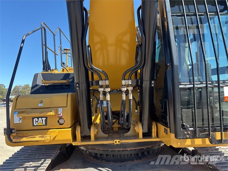 CAT 336 Tracked Excavator Pásová rýpadla