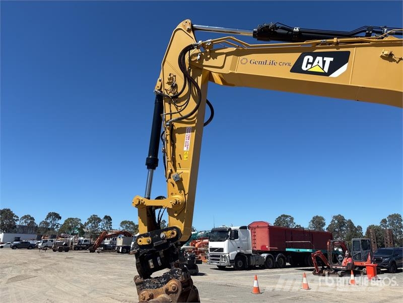 CAT 336 Tracked Excavator Pásová rýpadla