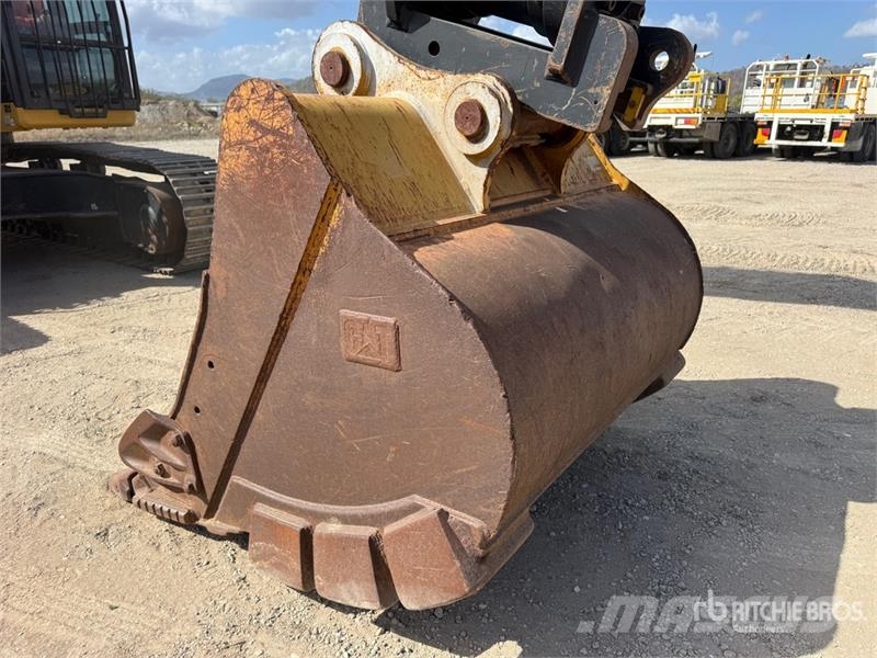 CAT 340 Tracked Excavator Raupenbagger