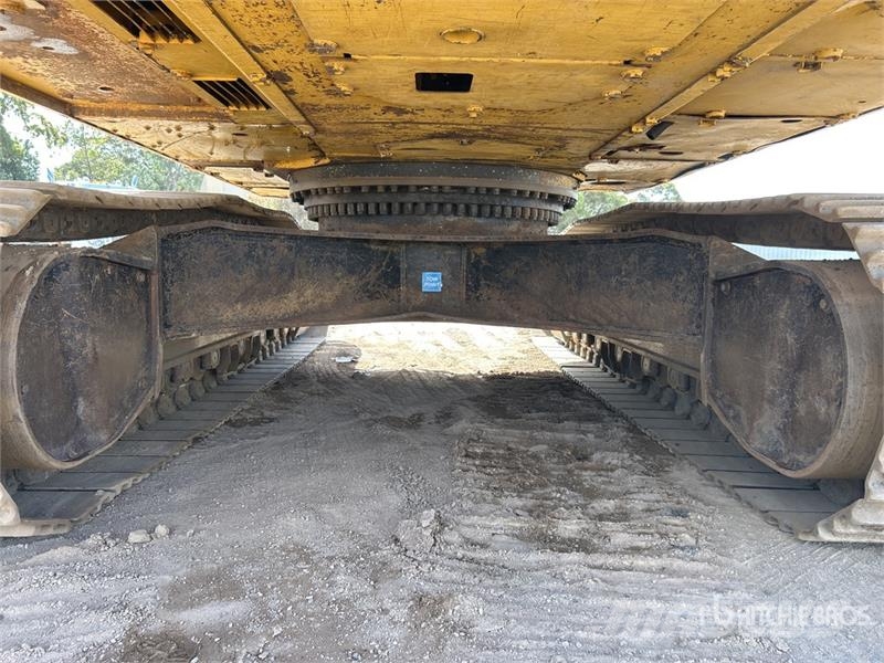 CAT 349D L Tracked Excavator Crawler excavators