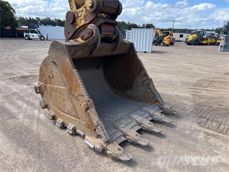 CAT 349D L Tracked Excavator Crawler excavators