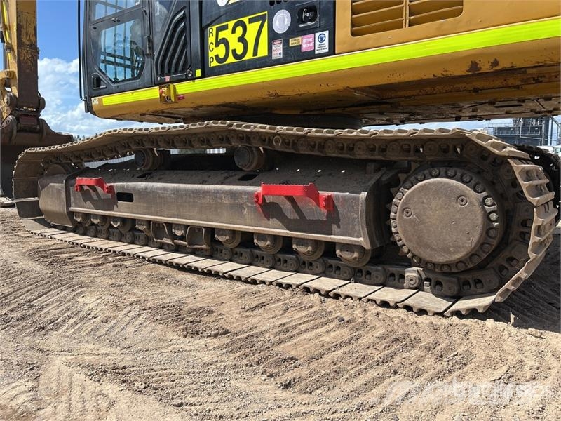 CAT 349D L Tracked Excavator Crawler excavators