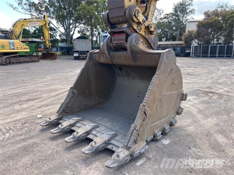 CAT 349D L Tracked Excavator Crawler excavators