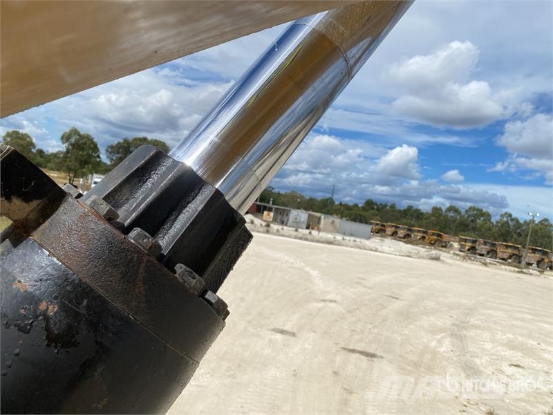 CAT 385C LME Tracked Excavator Crawler excavators