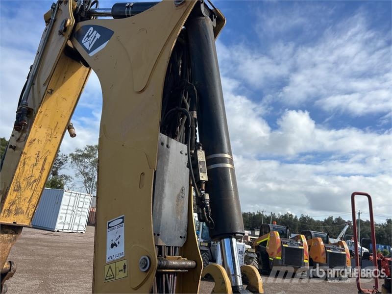 CAT 423F 4x4 Backhoe Loader لوادر ذات جرافات عكسية