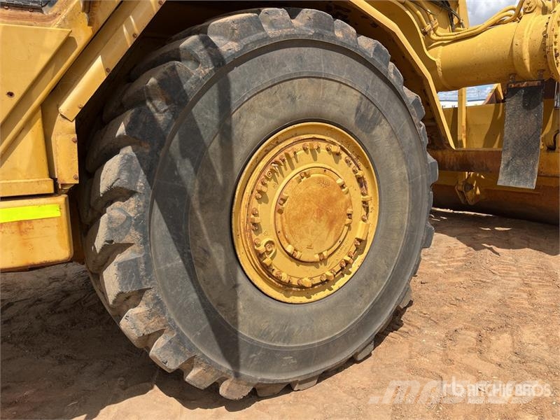 CAT 631G Veiskrape