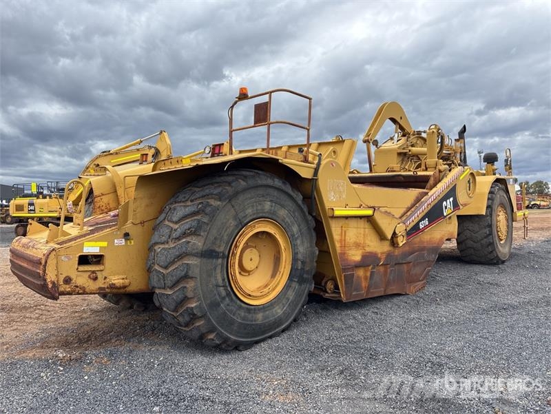 CAT 631G Strugači