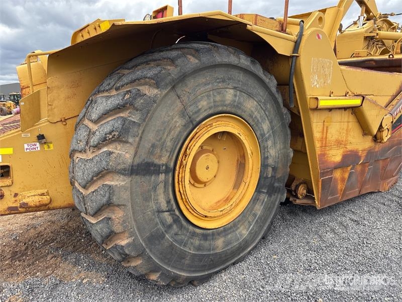 CAT 631G Strugači