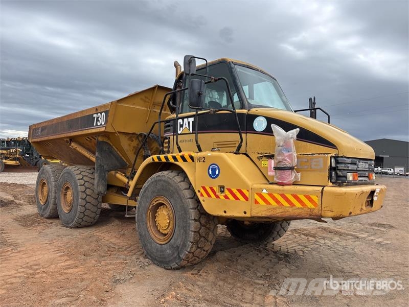 CAT 730 Liigendraamiga pinnaseveokid