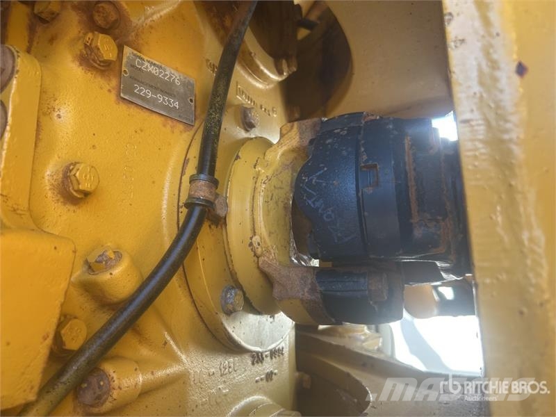 CAT 730 ساحبات مفصلية