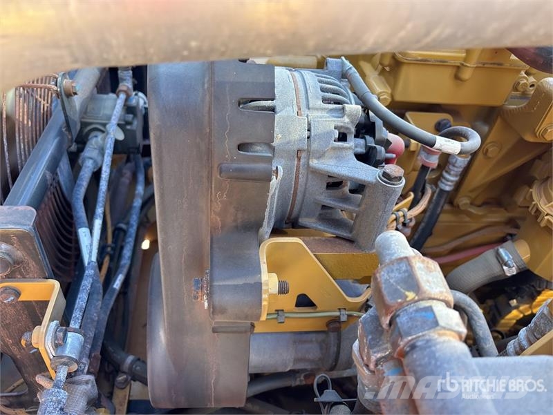 CAT 730 Zglobni damperi