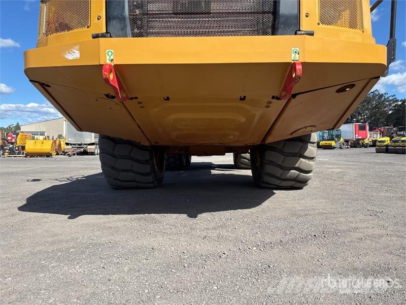 CAT 730 Zglobni damperi