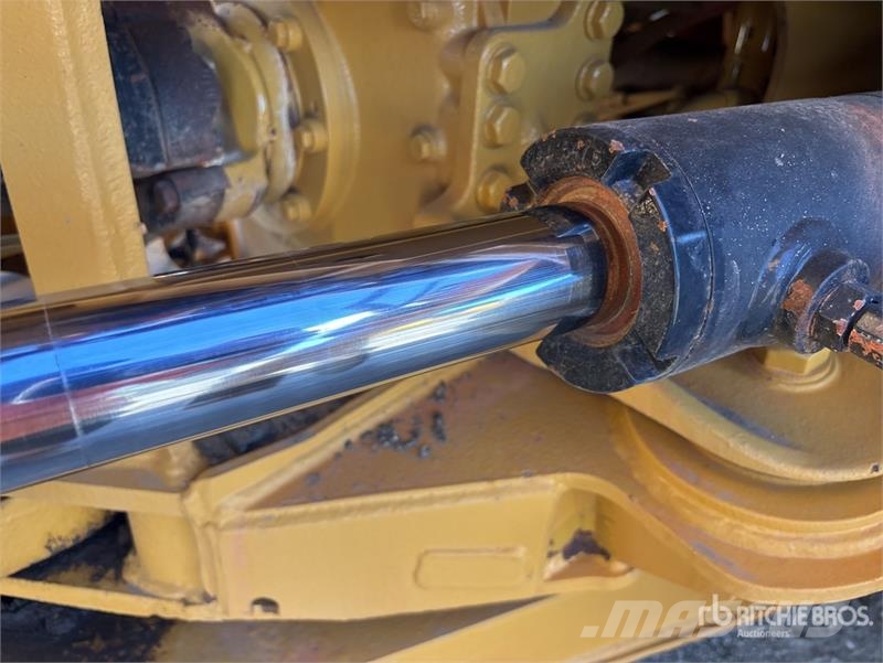 CAT 730 Zglobni damperi