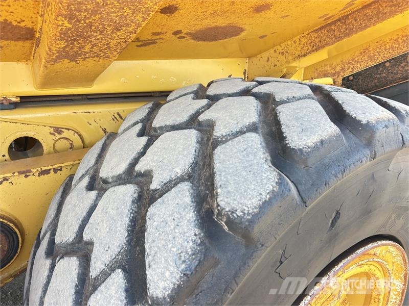 CAT 730 ساحبات مفصلية