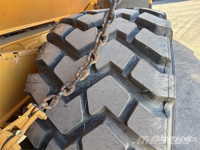 CAT 730 Zglobni damperi