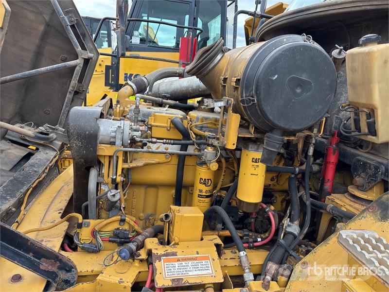 CAT 730 Liigendraamiga pinnaseveokid