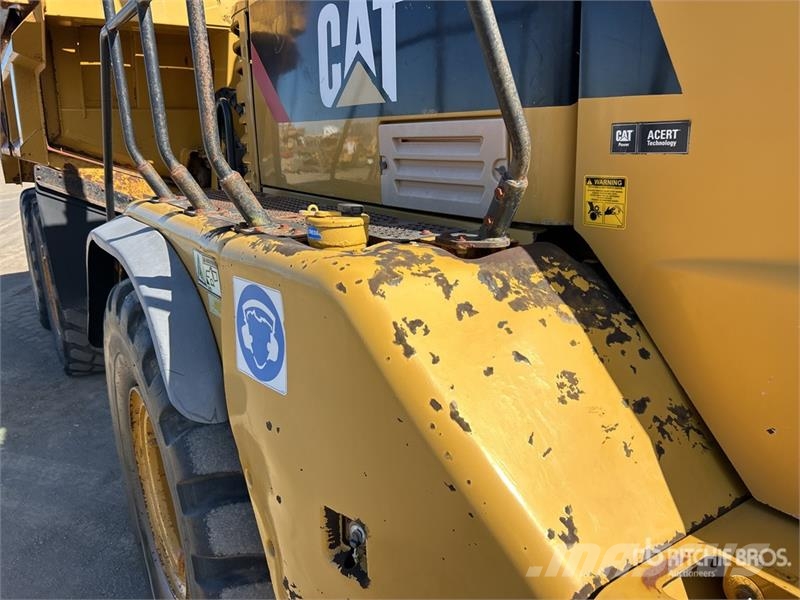 CAT 730 ساحبات مفصلية