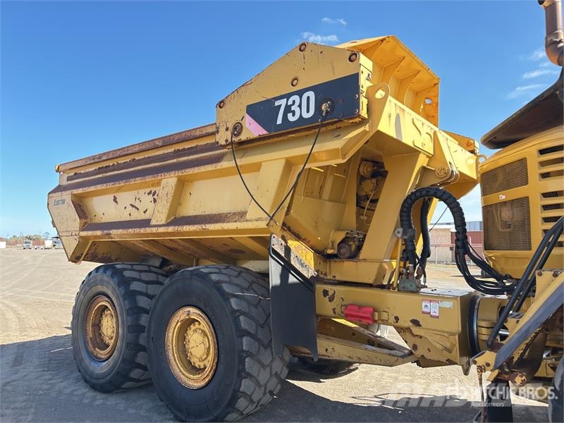 CAT 730 ساحبات مفصلية