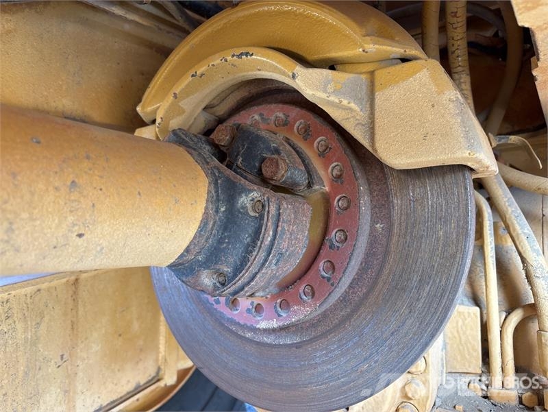 CAT 730 Zglobni damperi