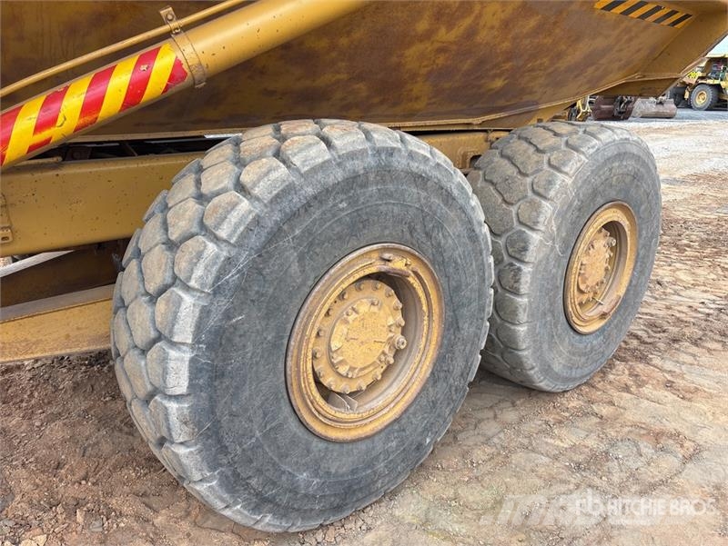CAT 730 Liigendraamiga pinnaseveokid