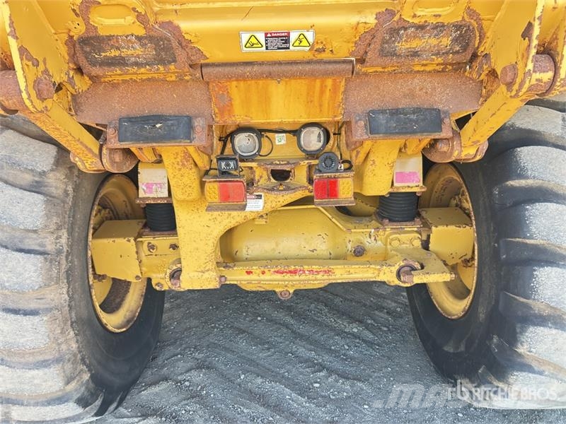 CAT 730 ساحبات مفصلية