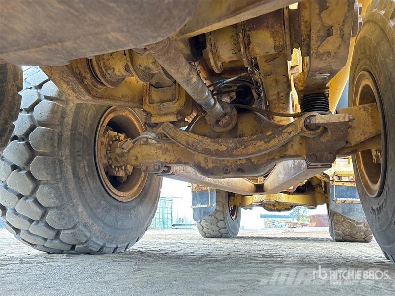 CAT 730 Articulated Haulers